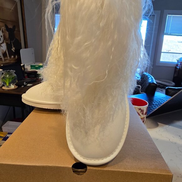 NEW BEARPAW Boo Real White Lamb Fur Lined Boots Womens Size 6 uk 4.5 eu 37 NIB - Picture 2 of 15